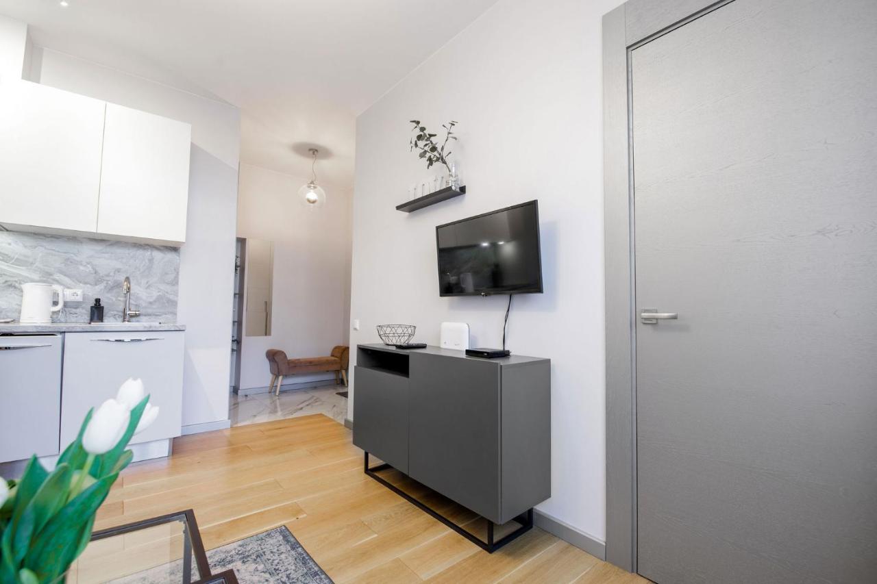 Design Loft Majori With Large Terrace *
